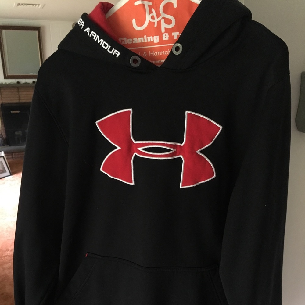 ❗️Teen Under Armour Sweatshirt